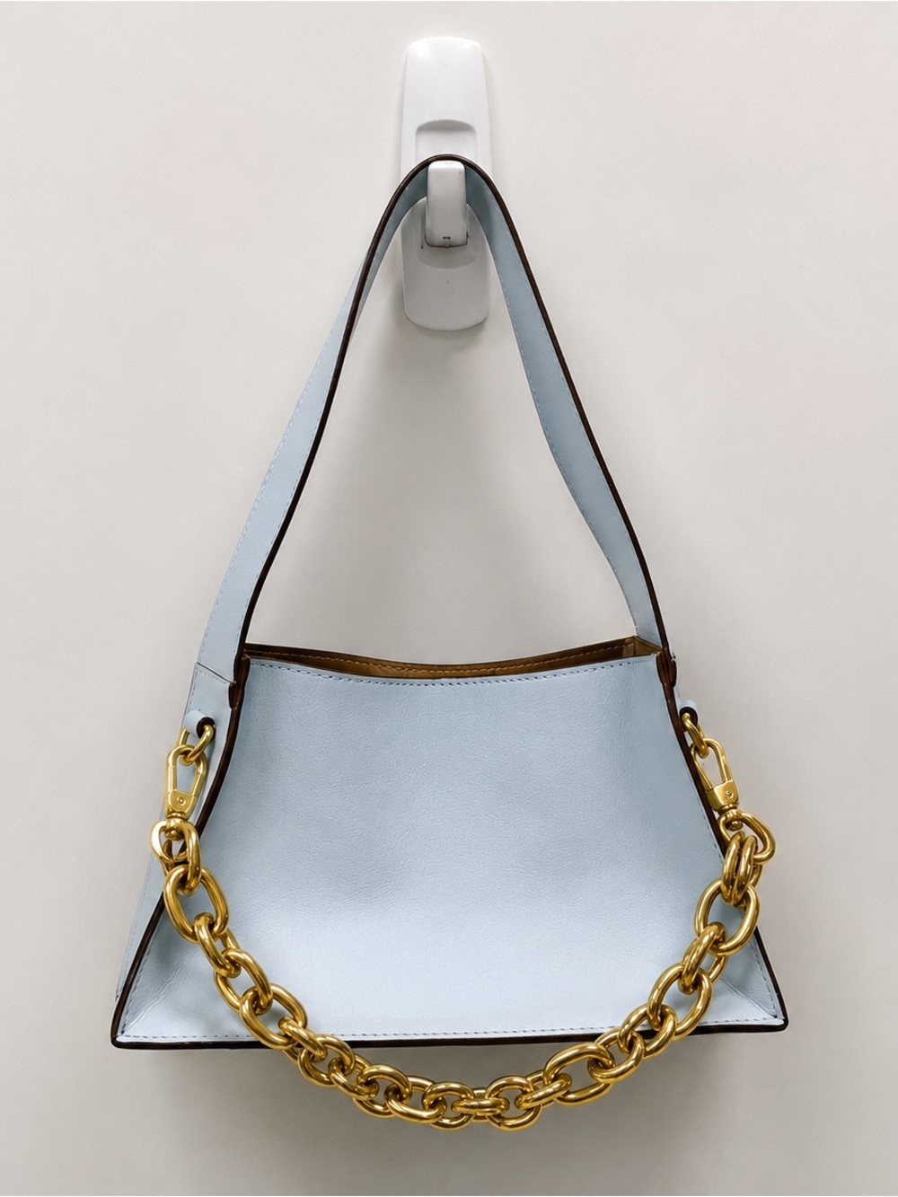 MANU ATELIER Shoulder Bag with Gold Chain